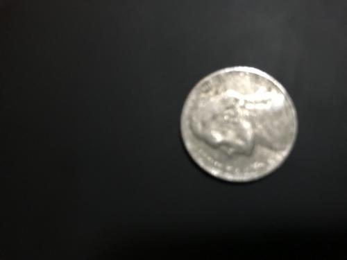 Moneda d 5 centavo con Errol con mucho valor  - Imagen 1